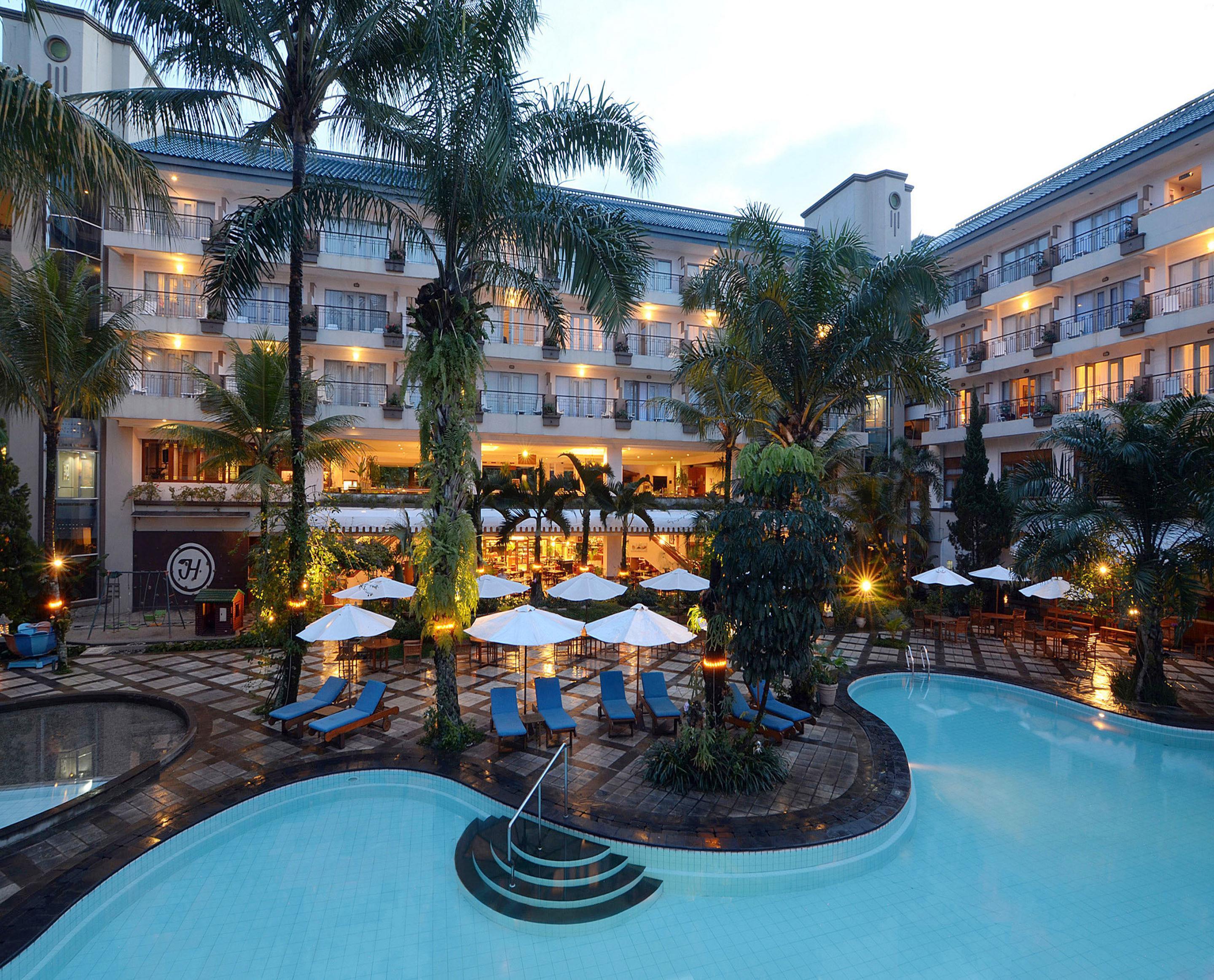 The Jayakarta Suites Bandung Exterior foto