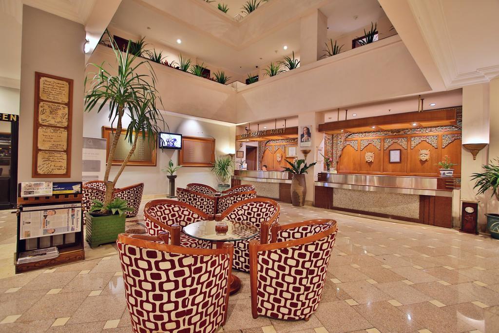 The Jayakarta Suites Bandung Exterior foto